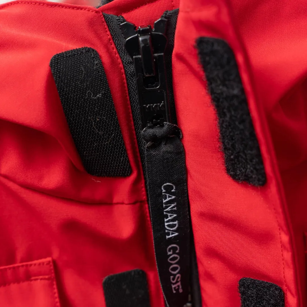 P660 CANADA GOOSE丨Canada Goose C08 children's clothing, children's hooded down jacket Color: Chinese Red Size: 110-160